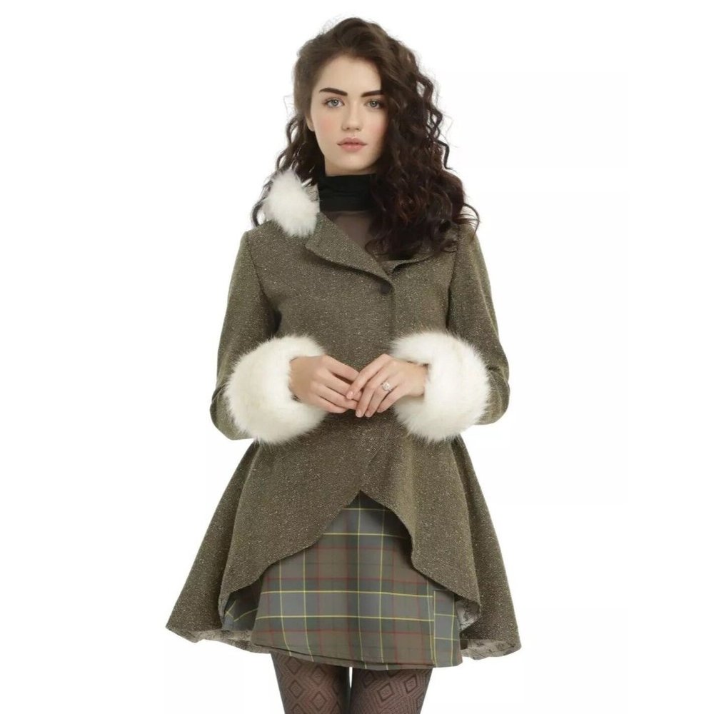 Hot Topic Claire Outlander Olive Green  Coat with Faux Fur Trim